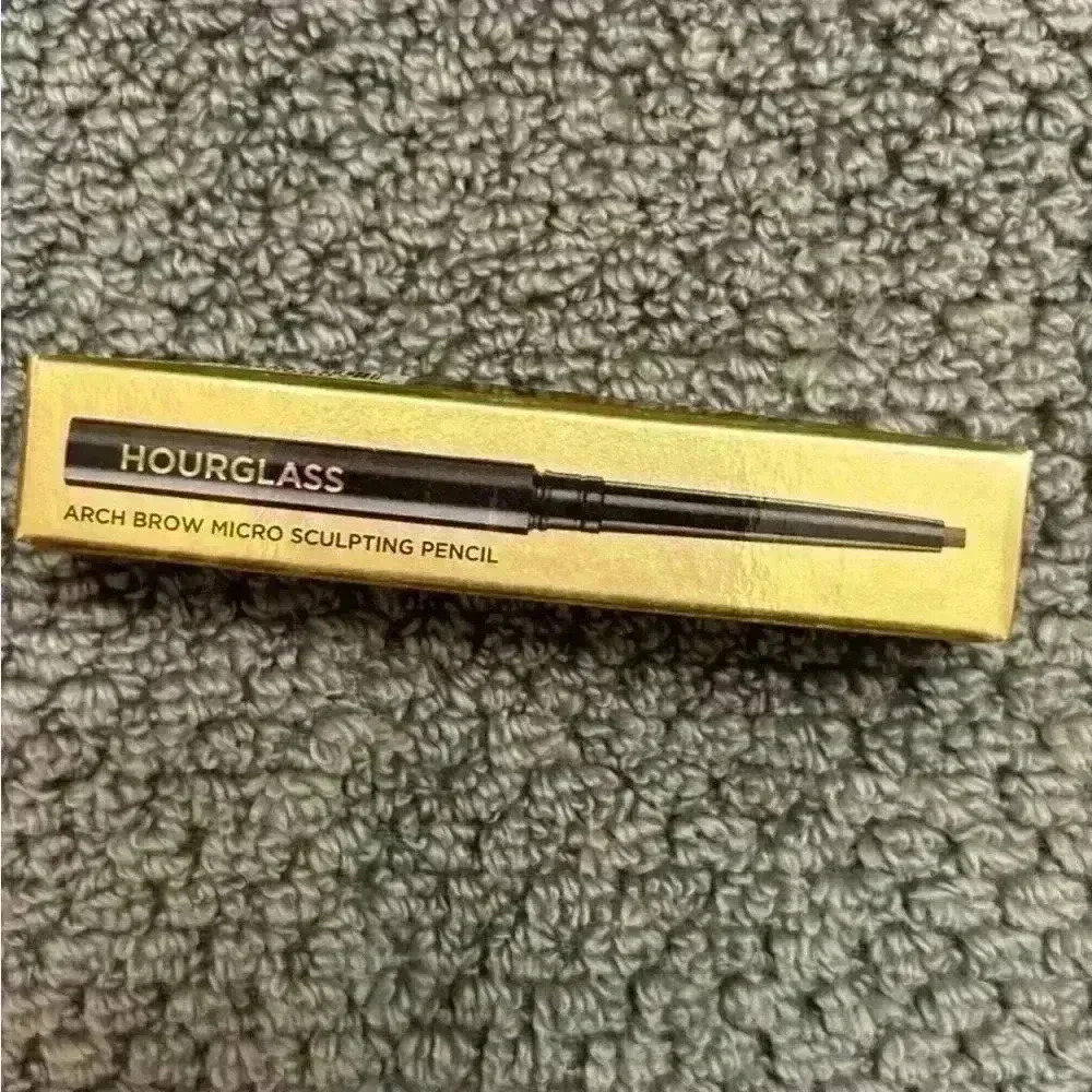 NWT Hourglass Arch Brow Micro Sculpting Pencil Soft Brunette. Travel size.